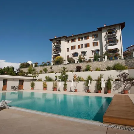 Carmelita Hotel Carpeneto