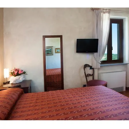 Carmelita 4* Carpeneto