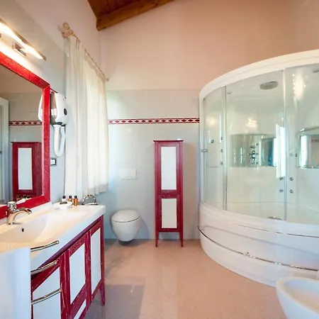 Hotel Carmelita Carpeneto