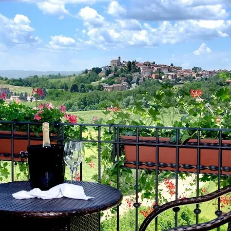 Hotel Carmelita Carpeneto