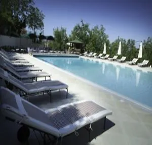 Carmelita Hotel